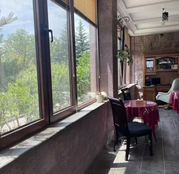 هتل In Gyumri