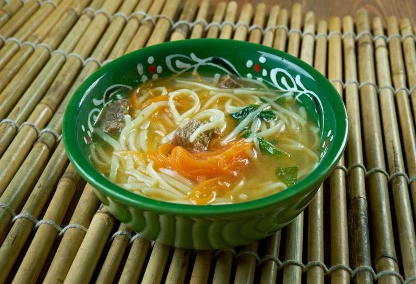 ホテル Oyo 45654 Saw Aiom Residency