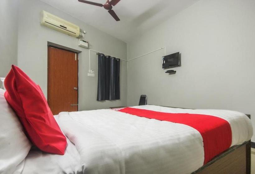 בית מלון כפרי Oyo 68192 Jdi Inn