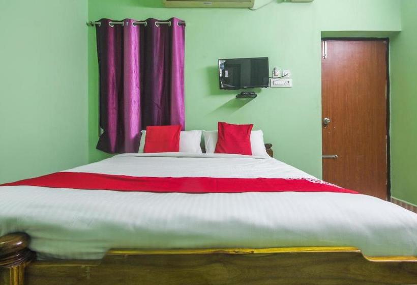 בית מלון כפרי Oyo 68192 Jdi Inn