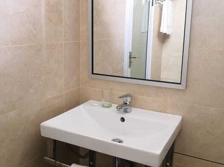 בית מלון כפרי Walk In