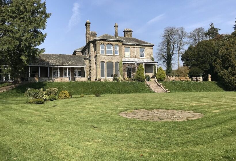 Broughton Craggs Hotel