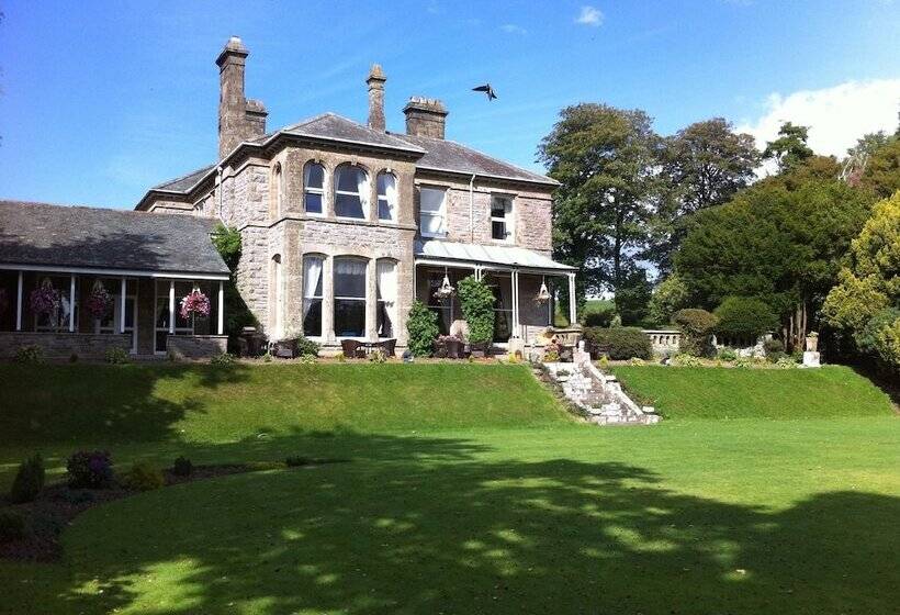 Broughton Craggs Hotel