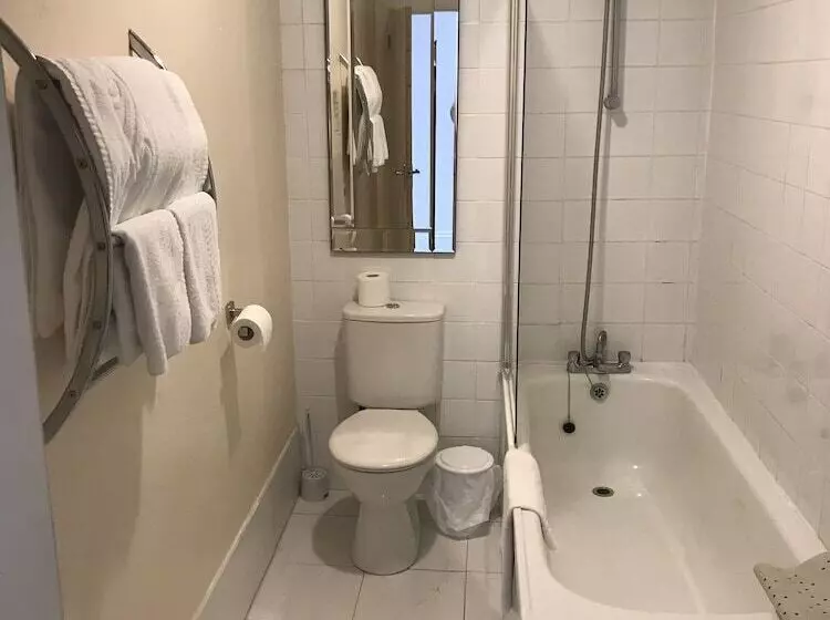 Broughton Craggs Hotel