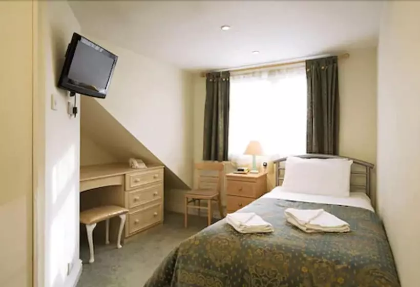 Hotel Acorn Guest House