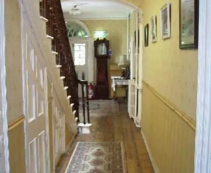 Отель Clanabogan Country House B&b