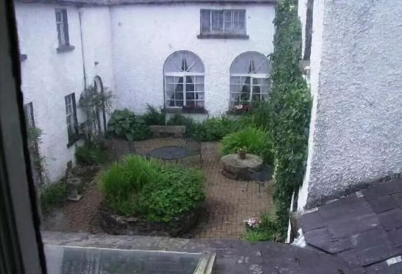 Отель Clanabogan Country House B&b