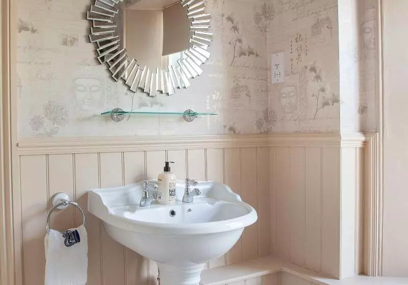 هتل Court Prior Boutique B&b And Apartment