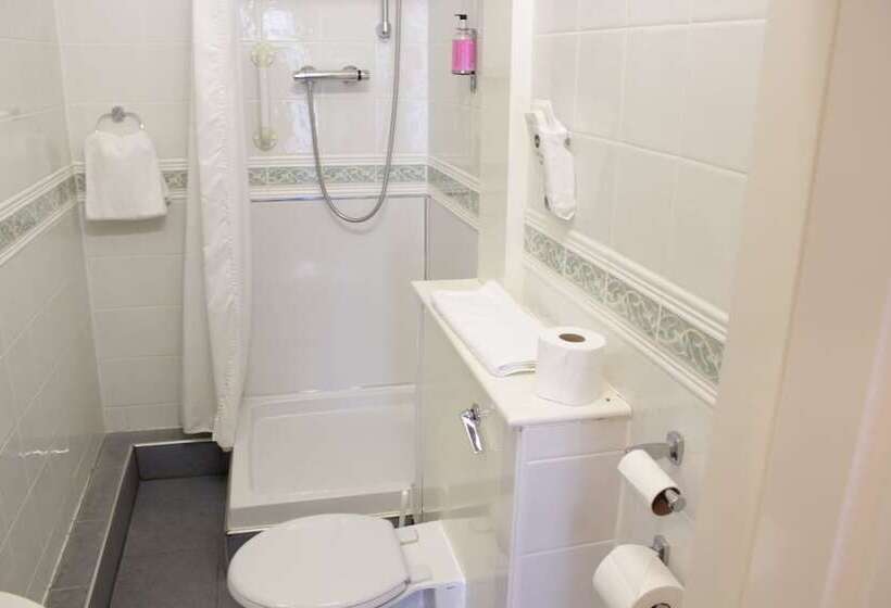 فندق Discovery Inn  Leeds