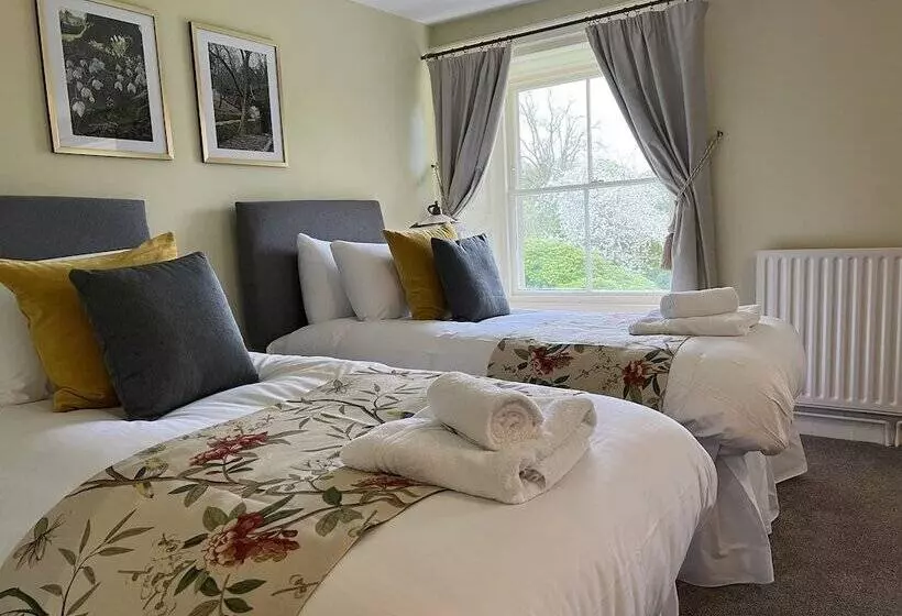 ホテル Lovelady Shield Country House