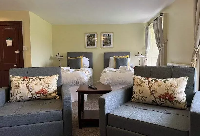 ホテル Lovelady Shield Country House