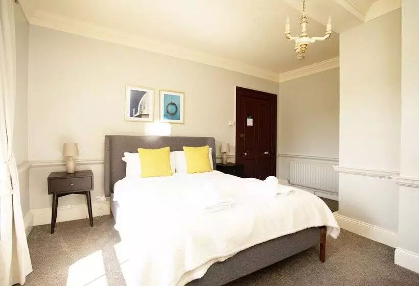 ホテル Lovelady Shield Country House