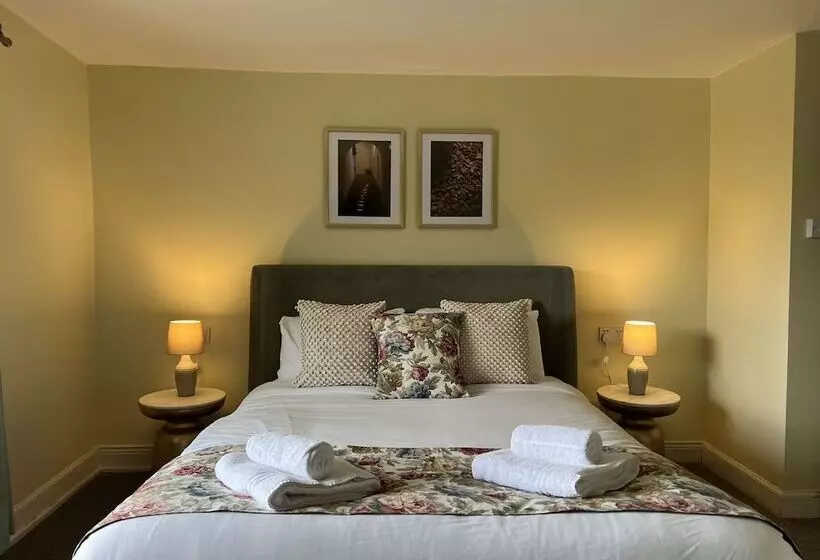 ホテル Lovelady Shield Country House