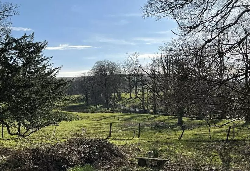 ホテル Lovelady Shield Country House