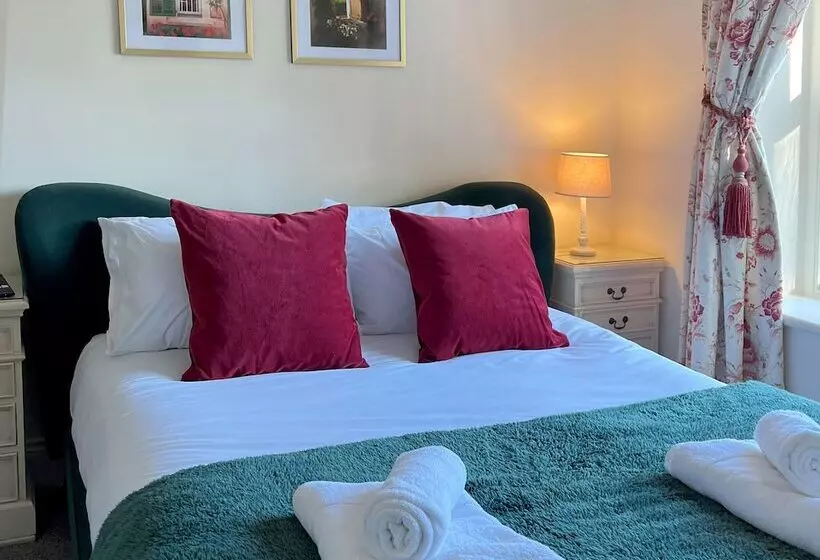 ホテル Lovelady Shield Country House