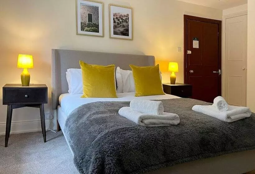 ホテル Lovelady Shield Country House