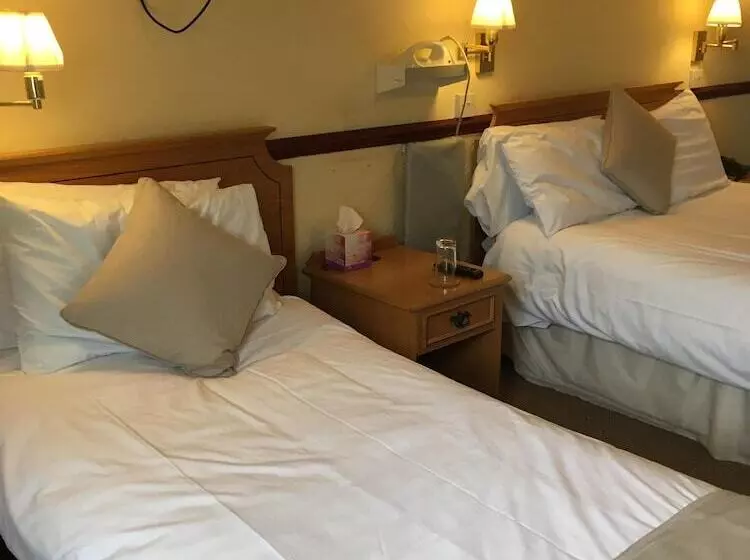 Отель The Nyton Guesthouse