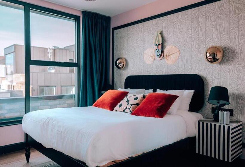 هتل The Camden Town