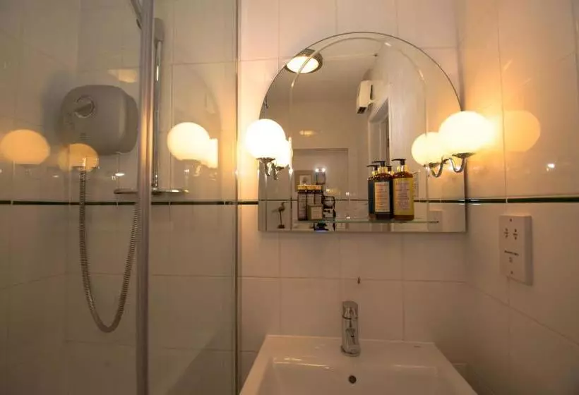 Отель The Langbury