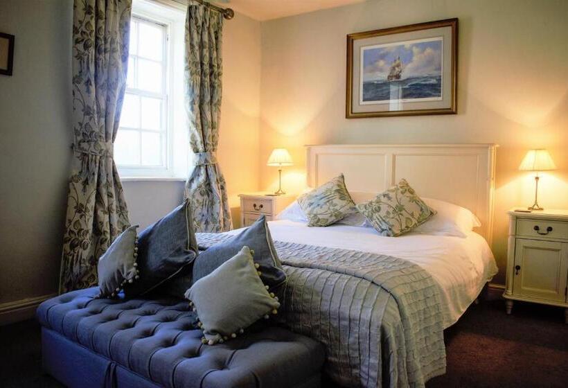 هتل White Horse & Griffin