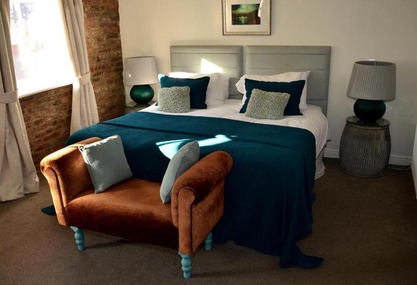 هتل White Horse & Griffin