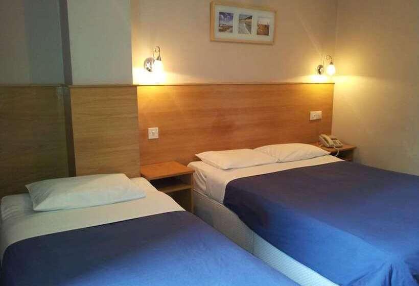 هتل West Cromwell