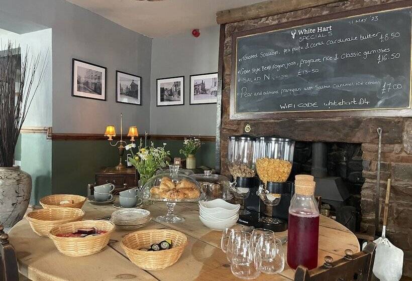 ホテル White Hart