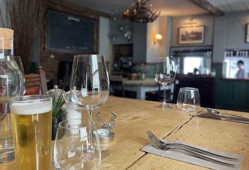 ホテル White Hart