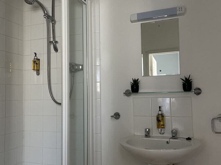 ホテル White Hart