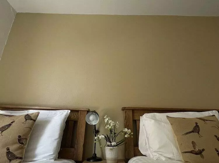 בית מלון כפרי White Hart