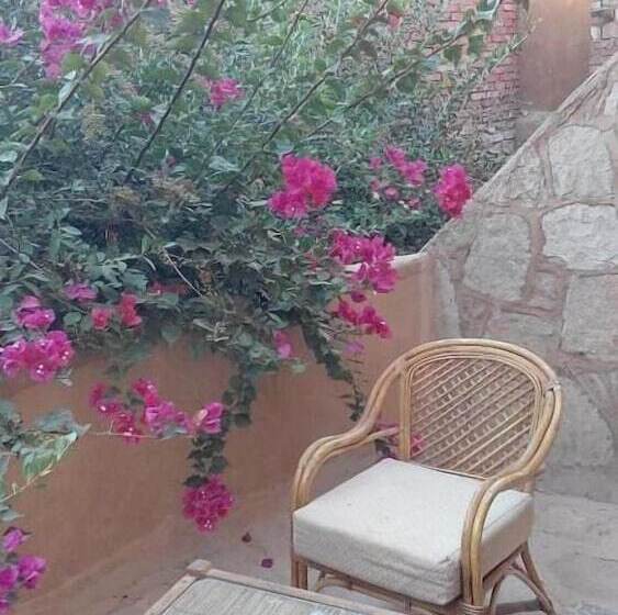 Bed and Breakfast Eskaleh Nubian House