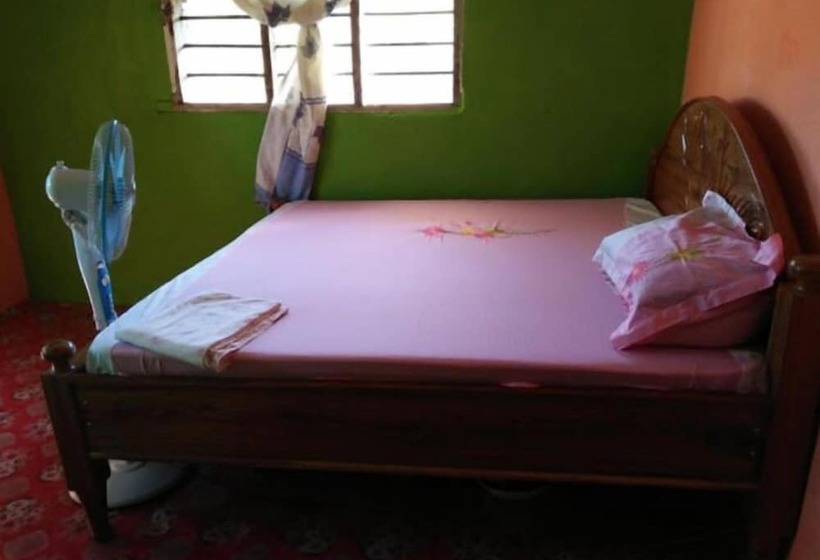 تختخواب و صبحانه Wasini Raha Stay