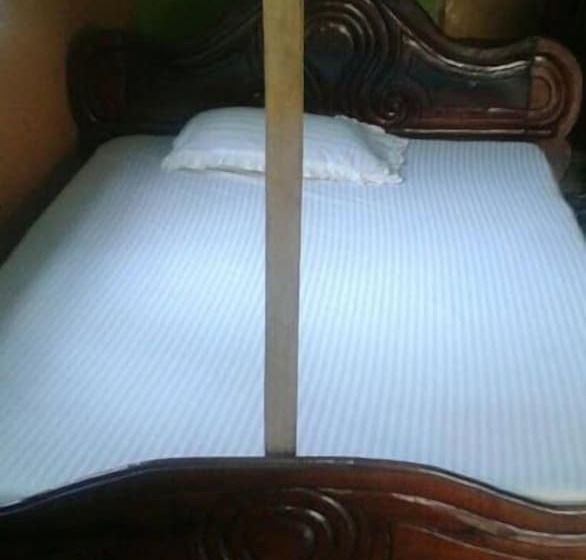 تختخواب و صبحانه Wasini Raha Stay