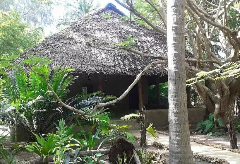 Dream Of Africa Cottages Kanamai