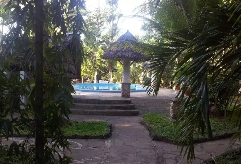 Dream Of Africa Cottages Kanamai