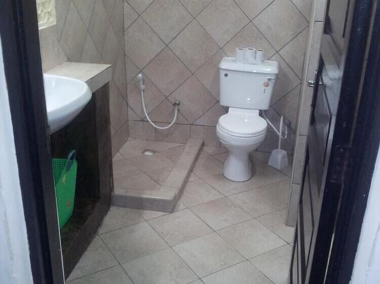 Dream Of Africa Cottages Kanamai