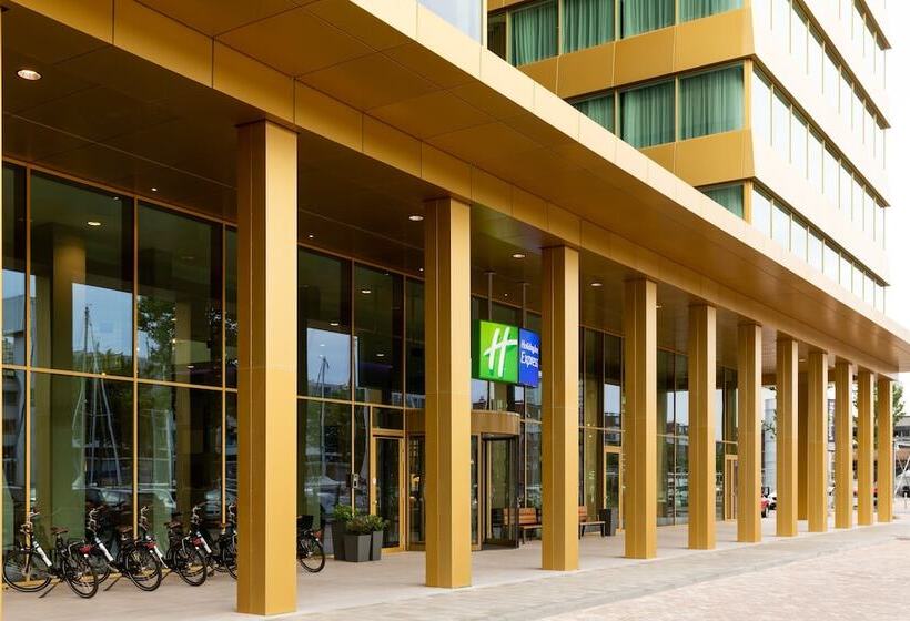 Hotel Holiday Inn Express Amsterdam North Riverside, An Ihg
