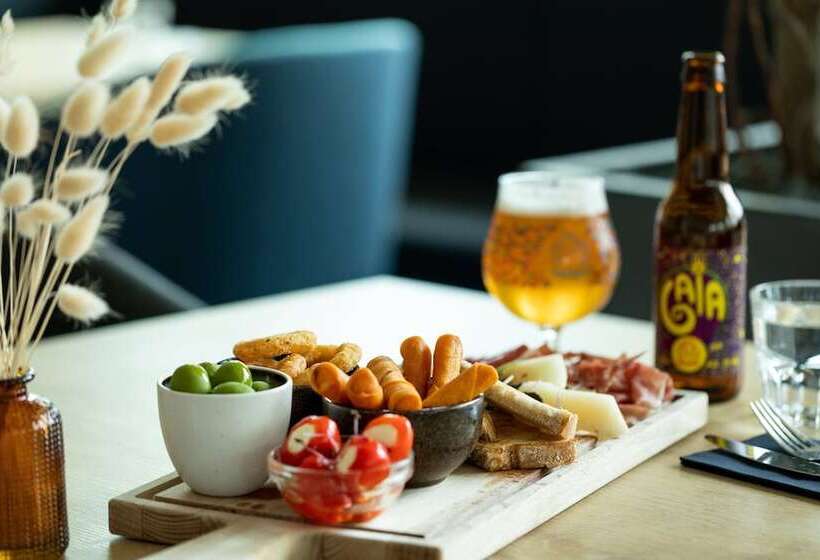 Hotel Holiday Inn Express Amsterdam North Riverside, An Ihg