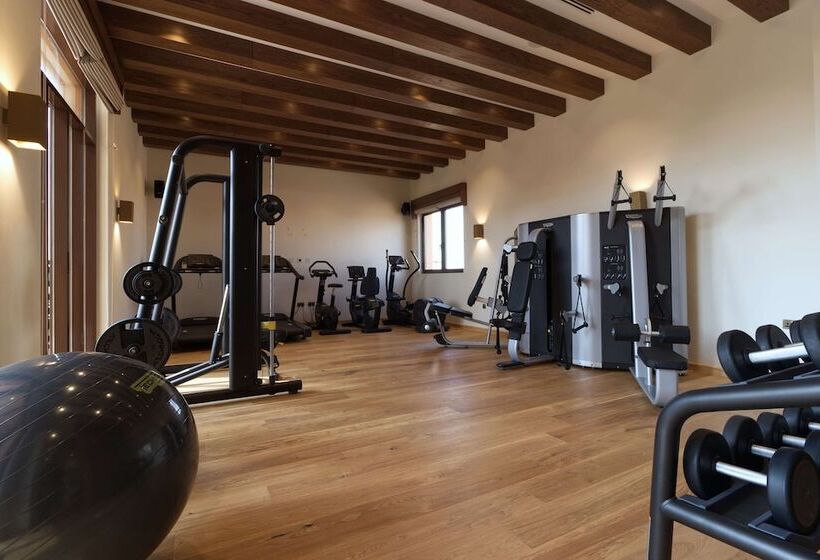 ホテル Al Badayer Retreat By Sharjah Collection