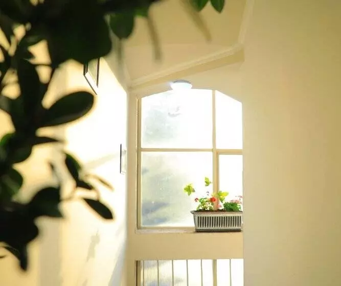هتل Victoria Guesthouse Addis