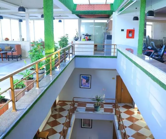 هتل Victoria Guesthouse Addis