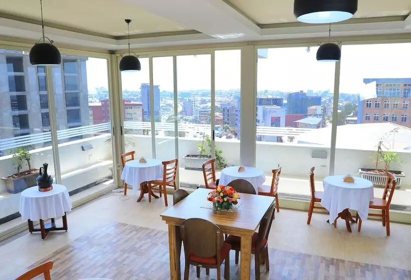 هتل Victoria Guesthouse Addis