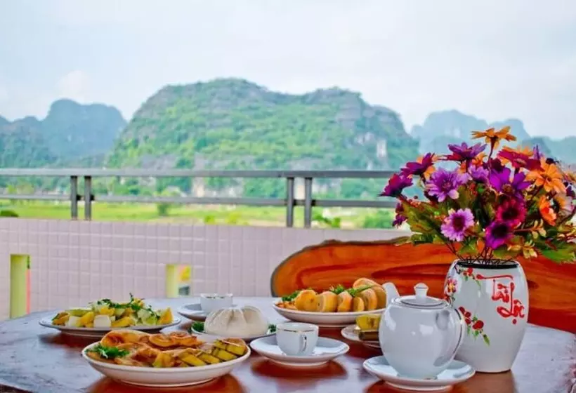 Trang An Mountain View Homestay   Hostel
