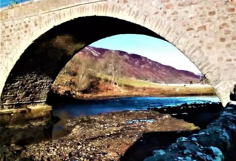 Aamiaismajoitus (B&B) Selkie House