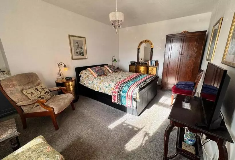 Aamiaismajoitus (B&B) Selkie House