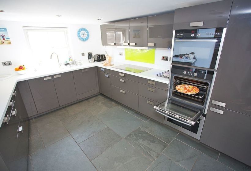 Croyde Wisteria Cottage 4 Bedrooms