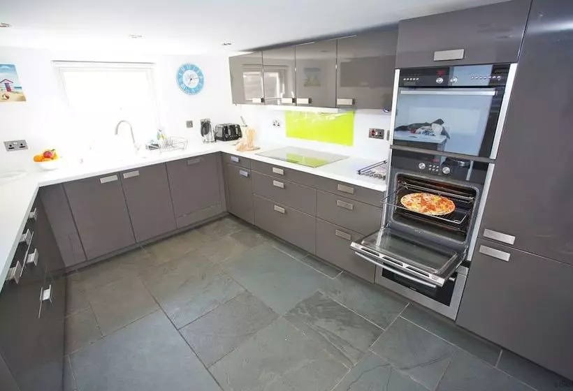 Croyde Wisteria Cottage 4 Bedrooms