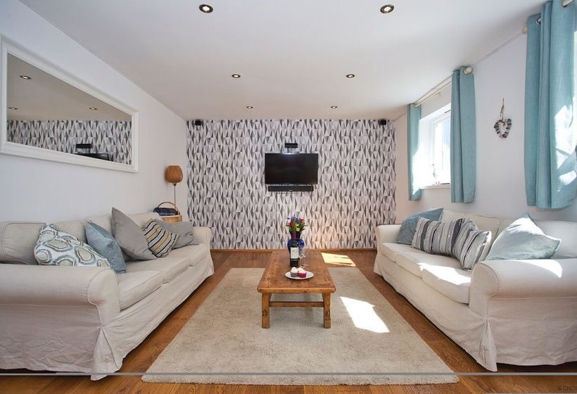 Croyde Wisteria Cottage 4 Bedrooms