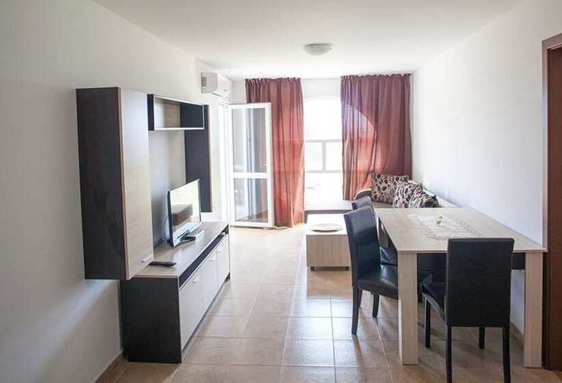 Guest Apartments Salena In Saint George Complex