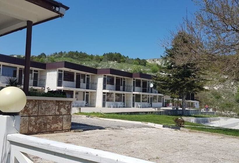 Guest Apartments Salena In Saint George Complex